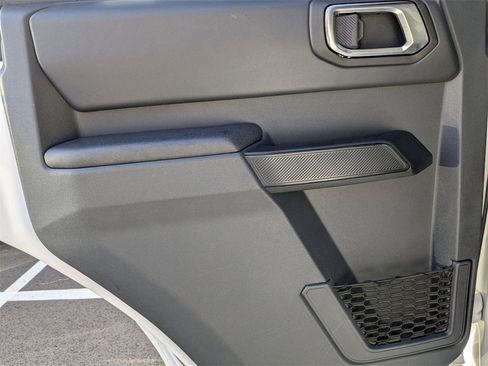 Used 2025 Ford Bronco Big Bend image 29