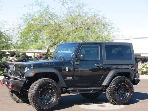 Used 2017 Jeep Wrangler Sport image 1