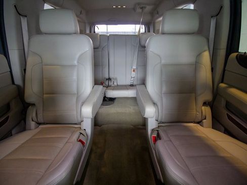 Used 2016 GMC Yukon XL Denali w/ Open Road Package image 21