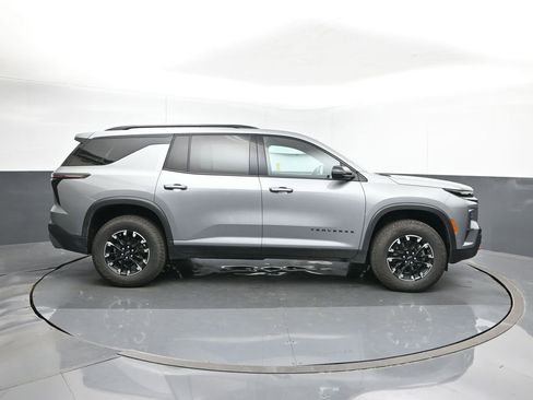 Certified 2024 Chevrolet Traverse Z71 w/ Enhanced Driving Package image 6