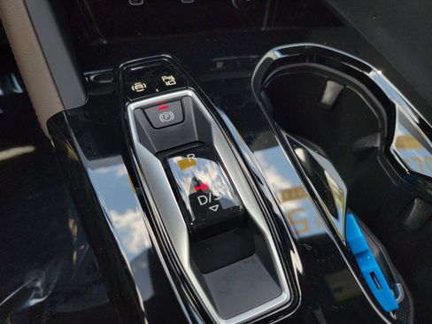 Certified 2025 Audi Q5 Prestige AWD/4WD image 24