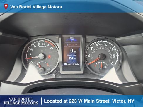 Used 2021 Toyota Tacoma SR AWD/4WD image 13