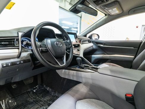 Used 2024 Toyota Camry LE FWD image 4