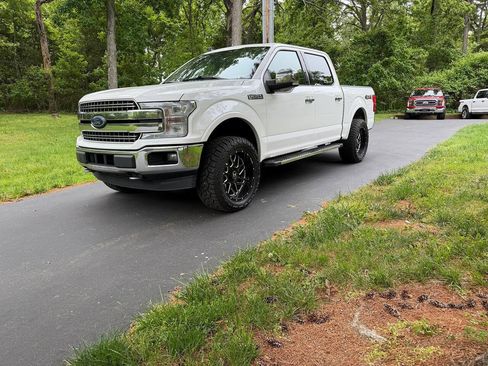 Used 2020 Ford F150 Lariat w/ Equipment Group 502A Luxury AWD/4WD image 9