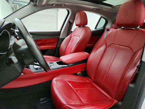 Used 2020 Alfa Romeo Stelvio Sport w/ Quick Order Package 22K Sport image 14