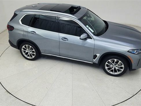 Used 2026 BMW X5 sDrive40i image 75