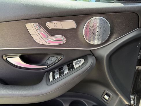 Certified 2020 Mercedes-Benz GLC 300 image 6