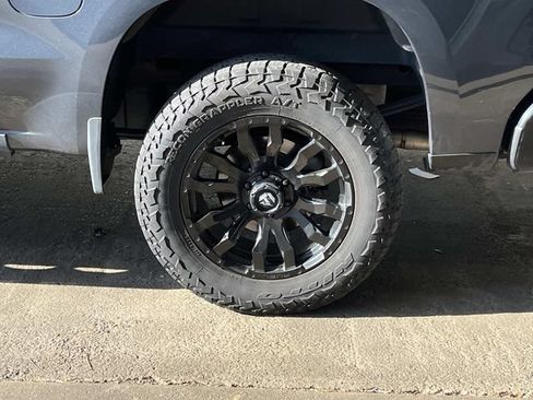Used 2021 Chevrolet Silverado 1500 LT Trail Boss AWD/4WD image 12