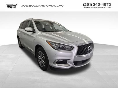 Used 2019 INFINITI QX60 Luxe w/ Essential Package