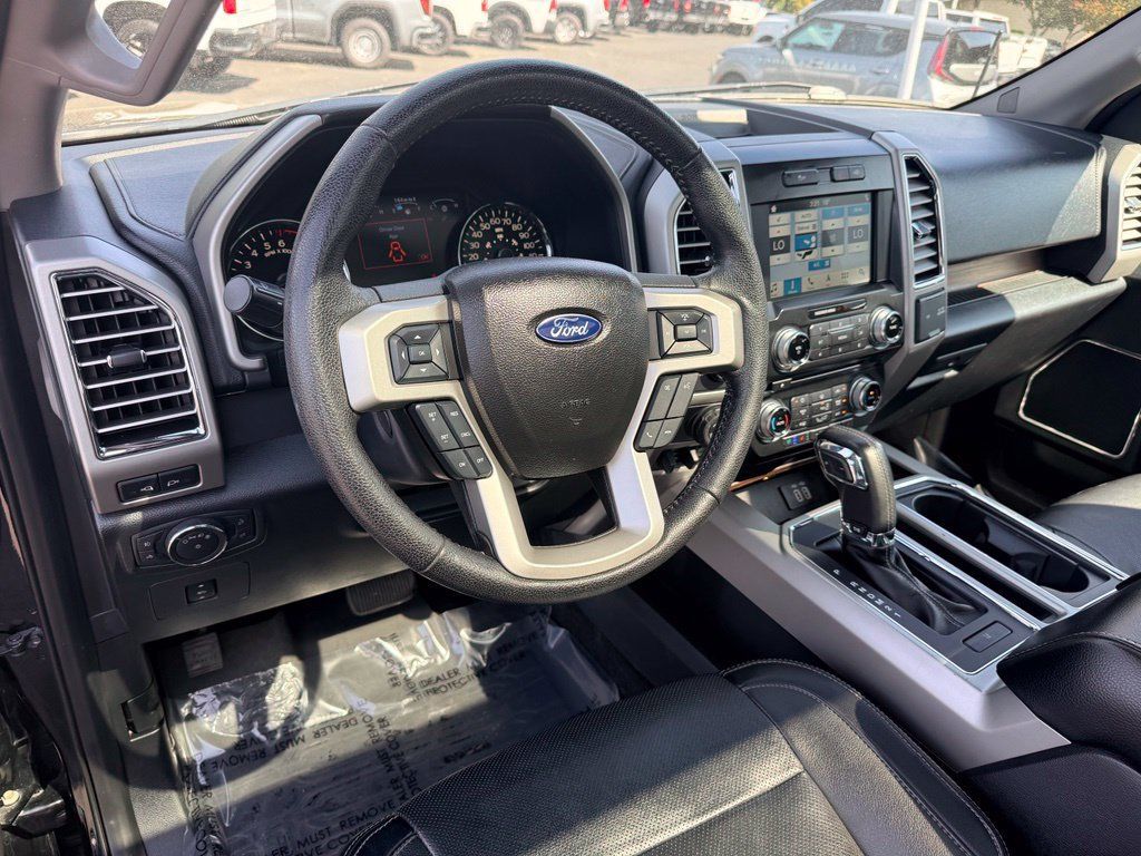 Used 2016 Ford F150 Lariat w/ Equipment Group 502A Luxury AWD/4WD image 23