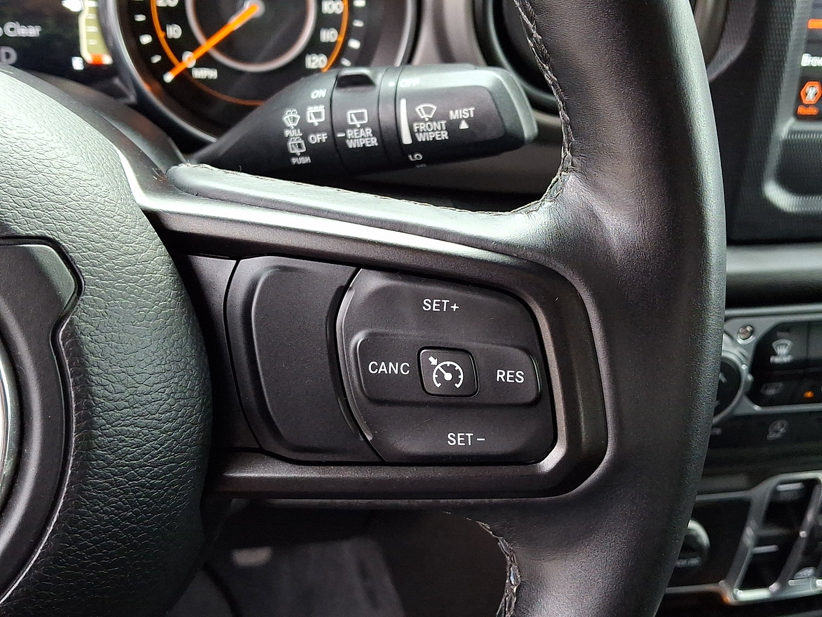 Used 2018 Jeep Wrangler Unlimited Sport S AWD/4WD image 22