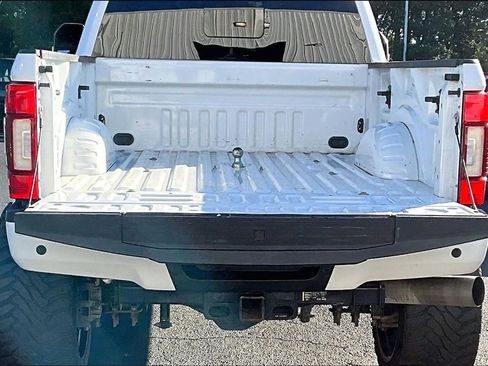 Used 2022 Ford F250 Platinum w/ FX4 Off-Road Package image 7