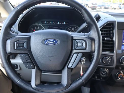 Used 2019 Ford F150 XLT w/ Equipment Group 302A Luxury AWD/4WD image 6