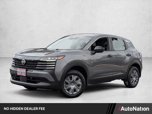 Used 2025 Nissan Kicks S AWD/4WD image 1