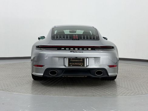 Certified 2025 Porsche 911 Carrera RWD image 10