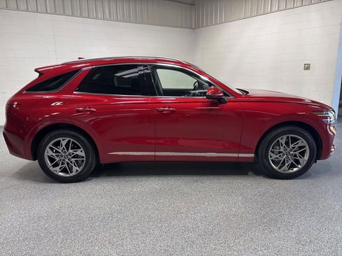 Used 2025 Genesis GV70 2.5T AWD/4WD image 8