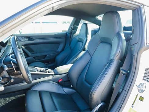 Certified 2024 Porsche 911 Carrera GTS image 5