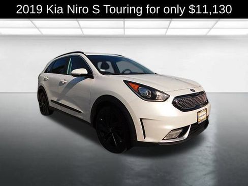 Used 2019 Kia Niro S Touring image 1