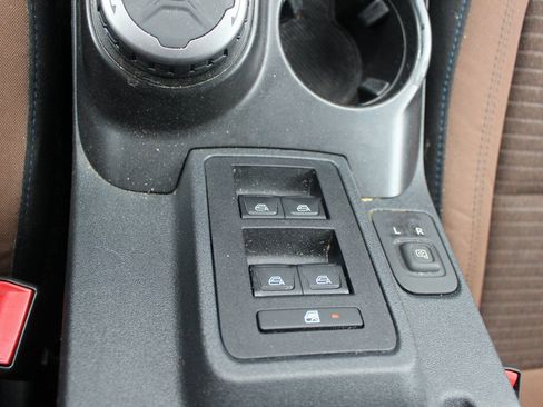 Used 2022 Ford Bronco Outer Banks image 32