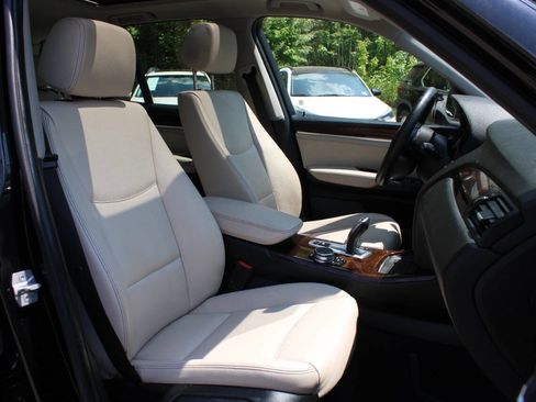 Used 2016 BMW X3 xDrive28i AWD/4WD image 32
