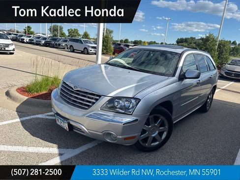 Used 2006 Chrysler Pacifica Limited AWD/4WD image 1