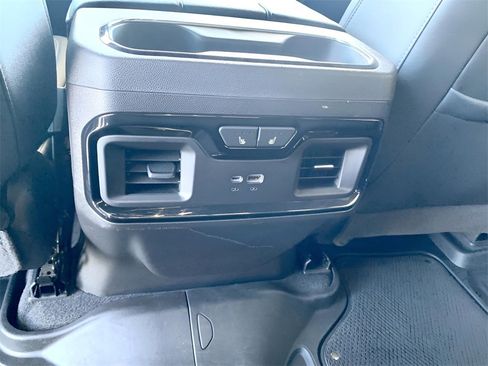 Used 2024 GMC Sierra 1500 AT4 w/ AT4 Premium Package image 21