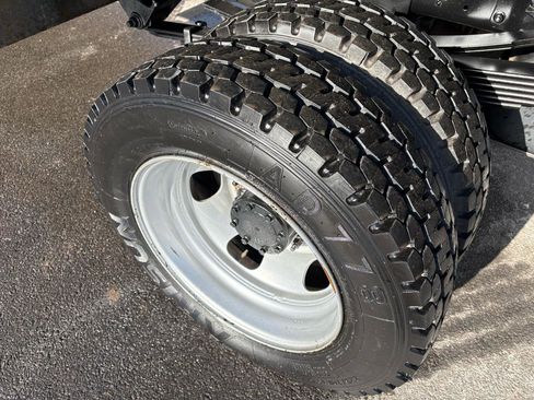 Used 2014 RAM 5500 Tradesman image 14