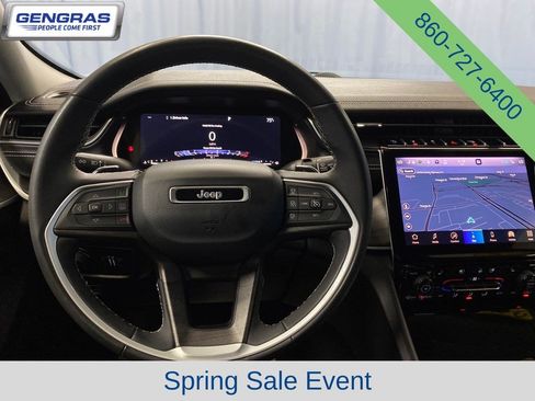 Used 2023 Jeep Grand Cherokee Limited w/ Luxury Tech Group II AWD/4WD image 21
