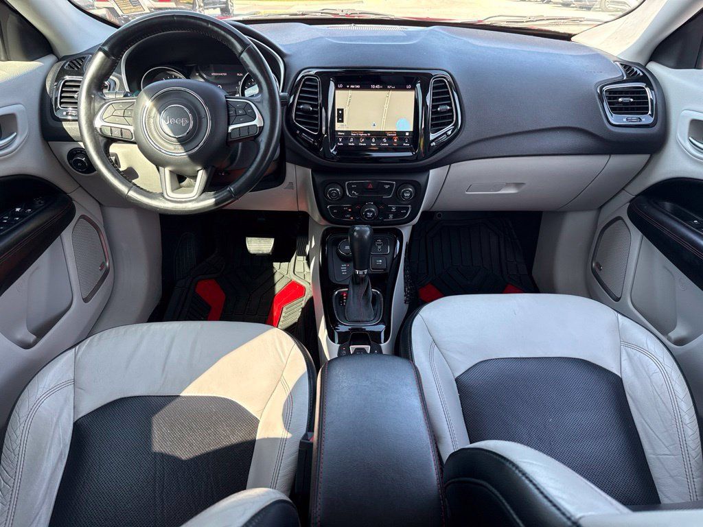 Used 2018 Jeep Compass Limited w/ Navigation Group AWD/4WD image 11