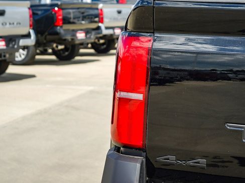 New 2026 Toyota Tacoma TRD Off-Road AWD/4WD image 8