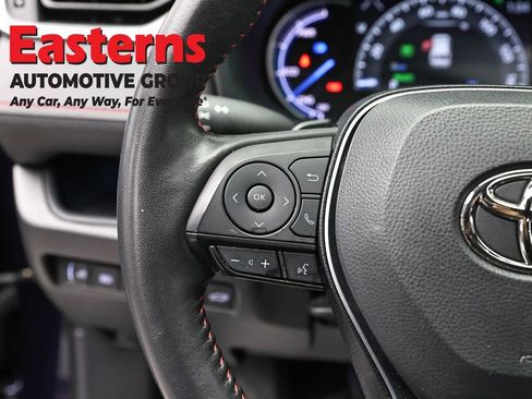 Used 2022 Toyota RAV4 XSE w/ Weather Package image 15