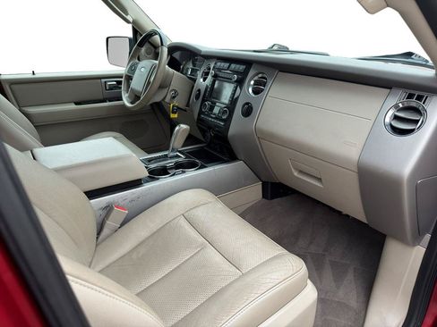 Used 2014 Ford Expedition Limited w/ Equipment Group 301A AWD/4WD image 11