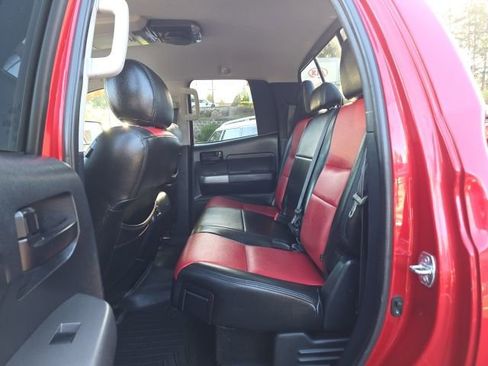 Used 2011 Toyota Tundra 4x4 Double Cab w/ TRD Off-Road Pkg image 28