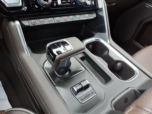 Used 2024 GMC Sierra 1500 Denali image 26