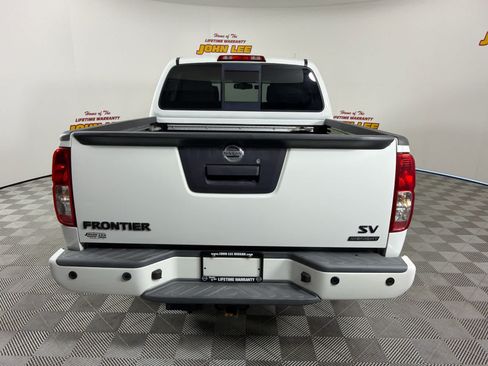 Used 2018 Nissan Frontier SV w/ Value Truck Package RWD image 4