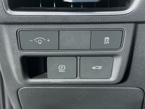 Used 2025 Hyundai Sonata SEL FWD image 17