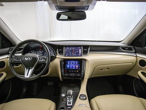 Used 2019 INFINITI QX50 Luxe w/ Navigation Package image 12