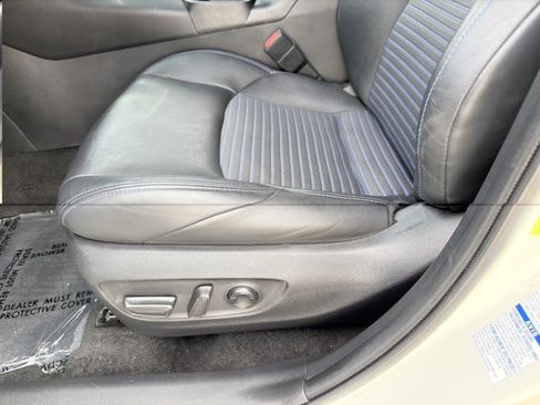 Used 2021 Toyota RAV4 XSE image 18