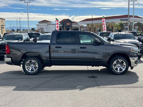 New 2026 RAM 1500 2WD Crew Cab image 7