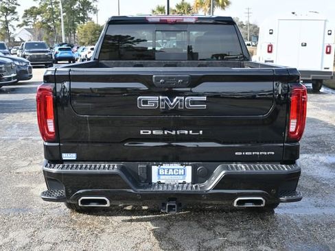 Used 2025 GMC Sierra 1500 Denali Ultimate image 4