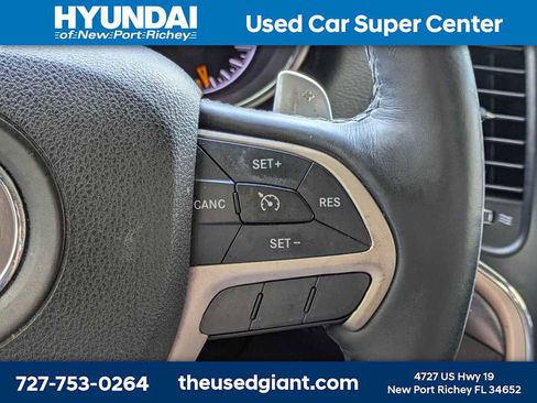 Used 2014 Jeep Grand Cherokee Laredo w/ Security & Convenience Group AWD/4WD image 33