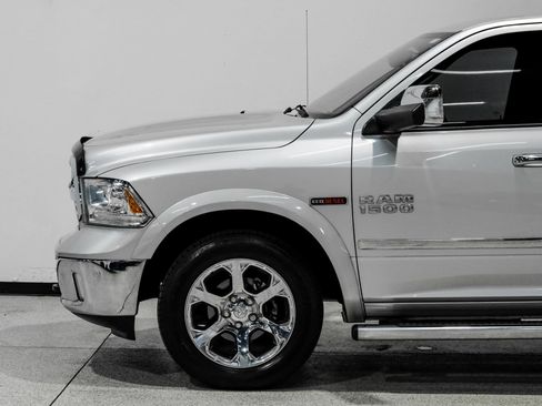 Used 2015 RAM 1500 Laramie w/ Convenience Group AWD/4WD image 10