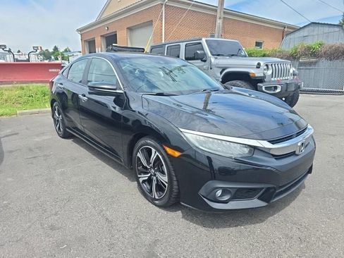 Used 2016 Honda Civic Touring image 2
