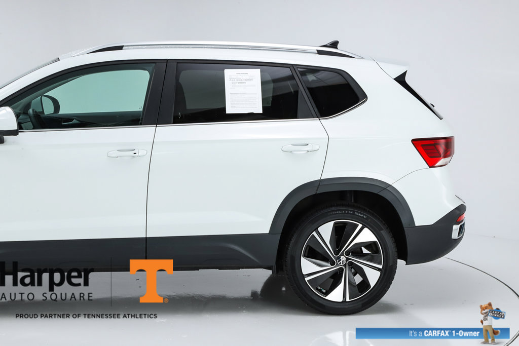 Used 2023 Volkswagen Taos SE w/ Panoramic Sunroof Package AWD/4WD image 42