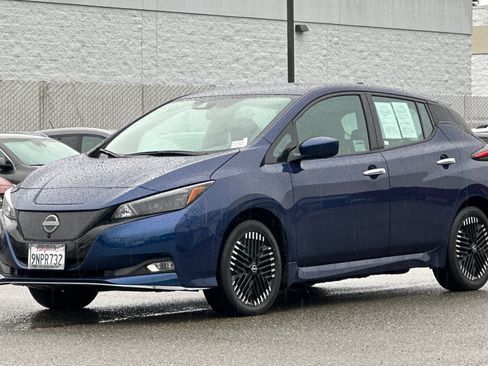 Certified 2024 Nissan Leaf SV Plus image 8