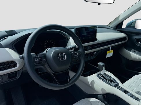 New 2026 Honda HR-V LX image 9