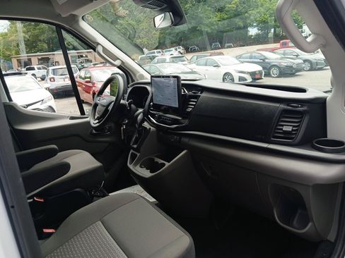 Used 2024 Ford Transit 350 XLT RWD image 17