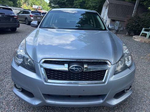 Used 2014 Subaru Legacy 3.6R Limited w/ Moonroof Package AWD/4WD image 3