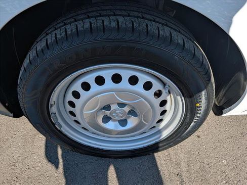 Used 2018 RAM ProMaster City Tradesman image 9