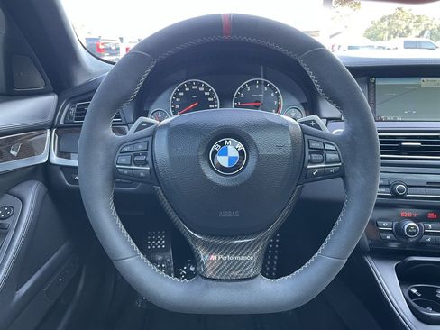 Used 2013 BMW M5 RWD image 27